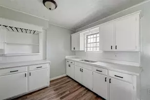 5315 Bellfort Ct, Houston, TX 77033 - Photo 2