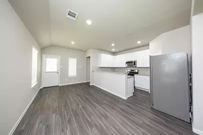 3809 Alexus Drive, Conroe, TX 77301 - Photo 6