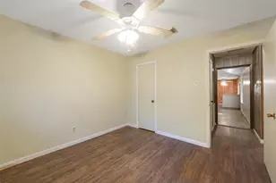 6742 Indian Lake Dr, Houston, TX 77489 - Photo 20