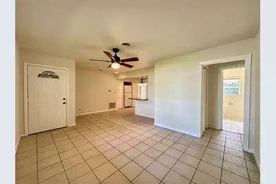 5720 Parwill Street #1, Houston, TX 77081 - Photo 12