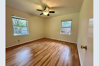 5720 Parwill Street #1, Houston, TX 77081 - Photo 8