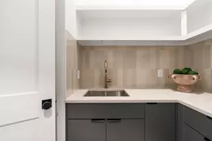 409 Walton St, Houston, TX 77009 - Photo 14