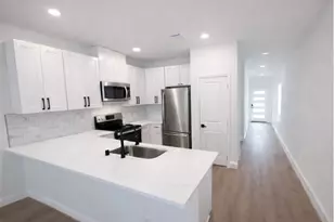 25713 John Wayne Dr, Splendora, TX 77372 - Photo 2