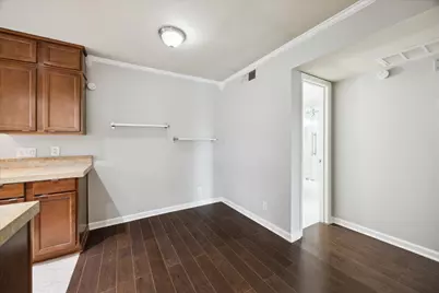 606 Marshall Street #B27, Houston, TX 77006 - Photo 6