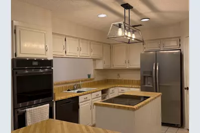 1858 Veranda Drive, West Columbia, TX 77486 - Photo 2