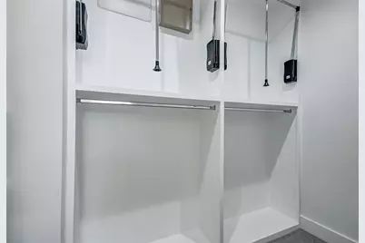 7706 Sky Dweller Drive, Houston, TX 77055 - Photo 24