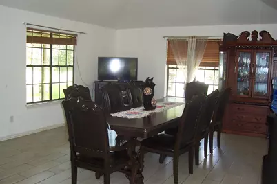 12110 Hillcrest Dr, Pinehurst, TX 77362 - Photo 10