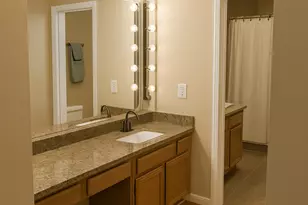 590 Wilcrest Dr, Houston, TX 77042 - Photo 12