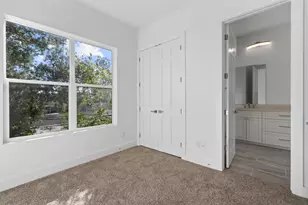 2022 Thonig Rd, Houston, TX 77055 - Photo 12