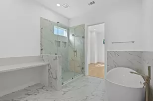 2022 Thonig Rd, Houston, TX 77055 - Photo 8