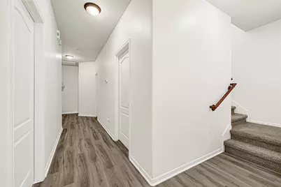 2602 Shady Acres Court, Houston, TX 77008 - Photo 18