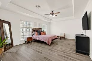 2602 Shady Acres Ct, Houston, TX 77008 - Photo 2