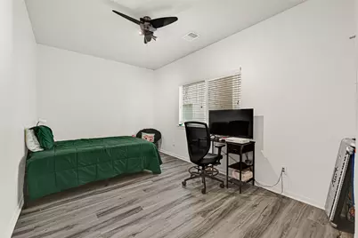 2602 Shady Acres Court, Houston, TX 77008 - Photo 14