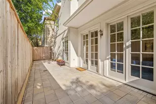 3211 S Pemberton Cir Dr, Houston, TX 77025 - Photo 30