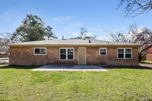 502 Hildred Ave, Conroe, TX 77303 - Photo 16
