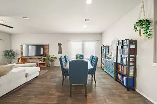 13997 Leigh Lake Ln, Conroe, TX 77384 - Photo 6