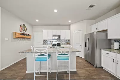 13997 Leigh Lake Lane, Conroe, TX 77384 - Photo 8