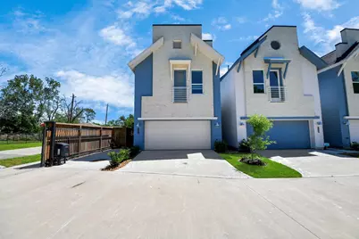 1032 Glen Avenue #F, Houston, TX 77088 - Photo 2