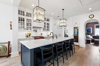 2646 E Seaside Drive, Galveston, TX 77550 - Photo 12