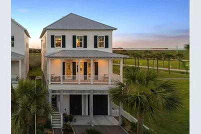 2646 E Seaside Drive, Galveston, TX 77550 - Photo 1