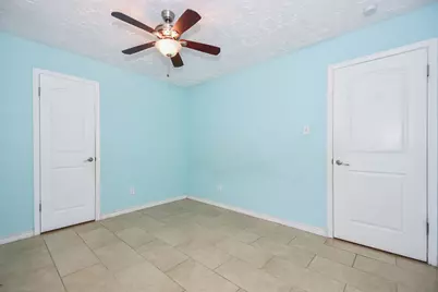 13106 Bamboo Forest Trail, Houston, TX 77044 - Photo 14