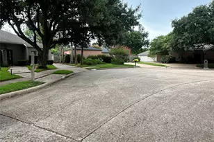 2315 Willow Lake Dr, Houston, TX 77077 - Photo 14