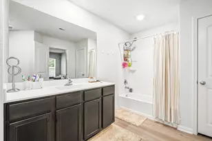10619 Lost Maples Dr, Cleveland, TX 77328 - Photo 18