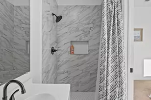 4017 Avenue L, Galveston, TX 77550 - Photo 18