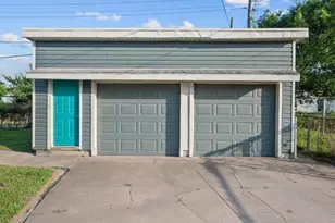 4017 Avenue L, Galveston, TX 77550 - Photo 22