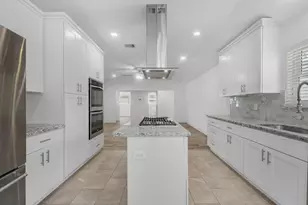 1819 Millwood Dr, Houston, TX 77008 - Photo 8