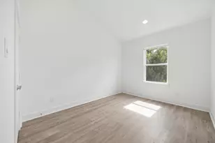 1111 Louise St, Houston, TX 77009 - Photo 12