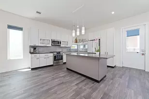 5515 Paraiso Pl, Houston, TX 77091 - Photo 2