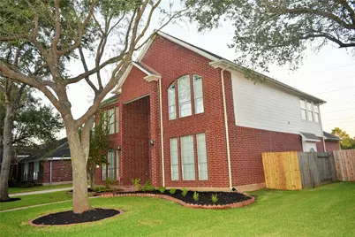 731 Annies Way, Sugar Land, TX 77479 - Photo 4