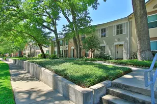 9656 Westview Dr, Houston, TX 77055 - Photo 40