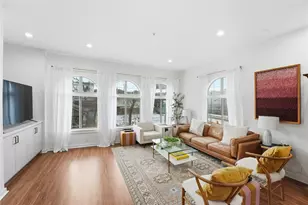 806 Jackson Hill St, Houston, TX 77007 - Photo 8