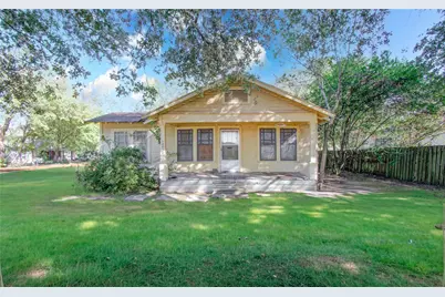 1003 Prairie Street, Columbus, TX 78934 - Photo 4