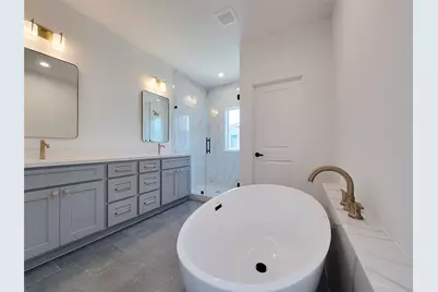 7705 Earl Rudder Way, Houston, TX 77055 - Photo 16