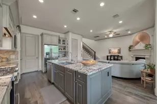 225 Skybranch Ct, Conroe, TX 77304 - Photo 8