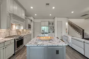 225 Skybranch Ct, Conroe, TX 77304 - Photo 10