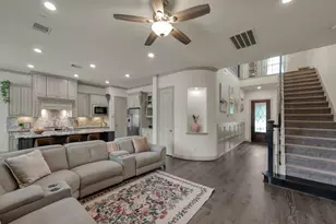 225 Skybranch Ct, Conroe, TX 77304 - Photo 6