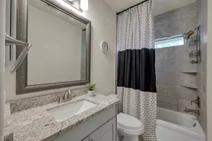 225 Skybranch Ct, Conroe, TX 77304 - Photo 24