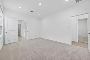 27435 Sunterra Village Dr, Katy, TX 77493 - Photo 20