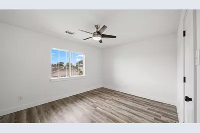 16007 Makayla Drive, Houston, TX 77049 - Photo 20