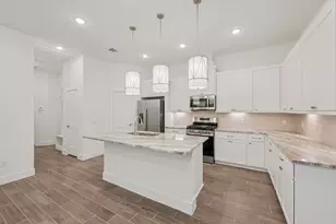 26253 E Outrider Banks Cir, Montgomery, TX 77316 - Photo 2