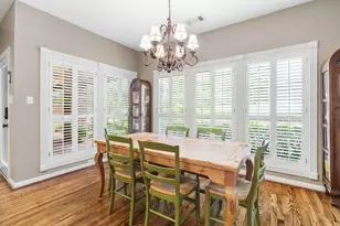 18 E Wedgemere Ct, The Woodlands, TX 77381 - Photo 20