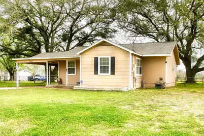 2125 Shanks Road, Angleton, TX 77515 - Photo 2