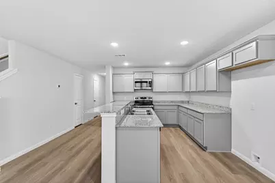 706 Universal Street, Navasota, TX 77868 - Photo 8