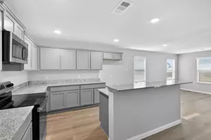 706 Universal St, Navasota, TX 77868 - Photo 6