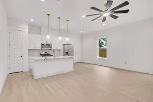 3822 Lynnfield St, Houston, TX 77016 - Photo 8