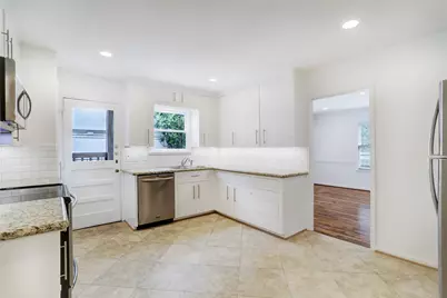 2009 South Boulevard, Houston, TX 77098 - Photo 6